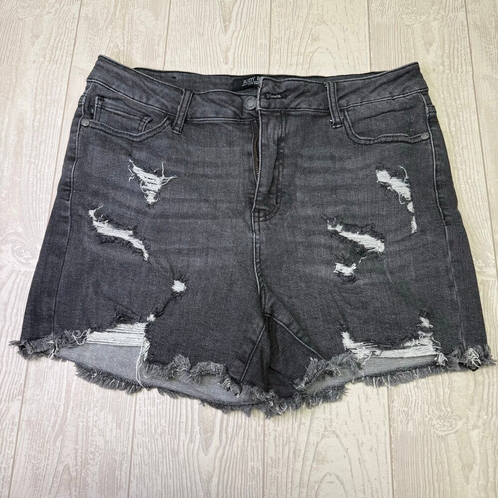 Judy Blue Women's Distressed Stretch Denim Shorts XL Black